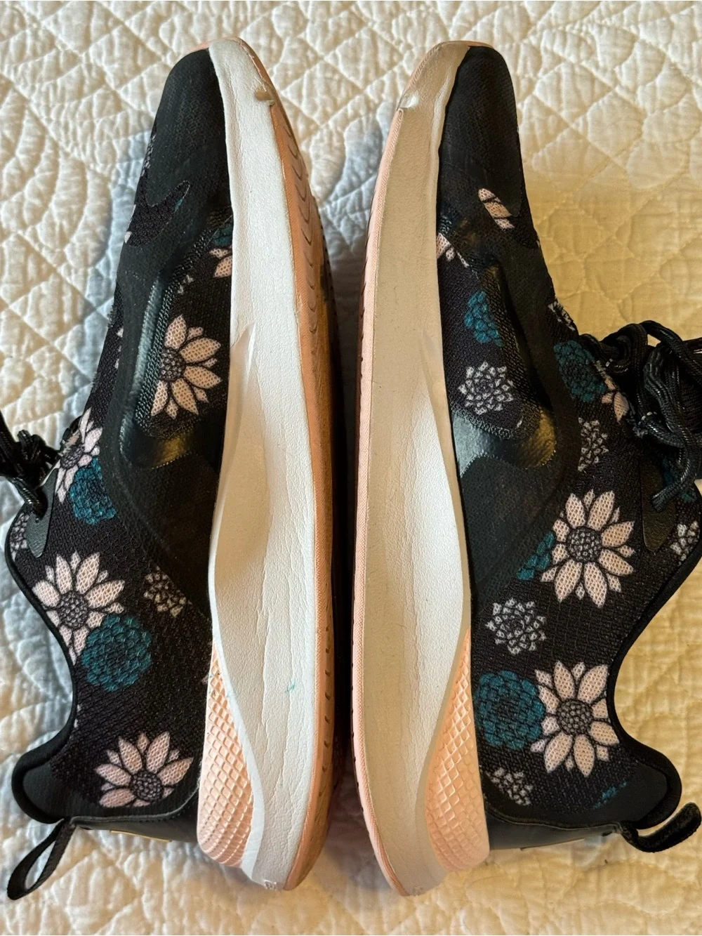Under Armour Charged RC Womens Running Trainers Floral Print 9.5 M - Picture 5 of 14